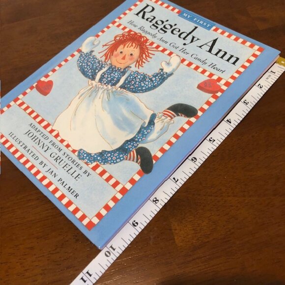 How Raggedy Ann Got Her Candy Heart Vintage Book - Picture 2 of 11